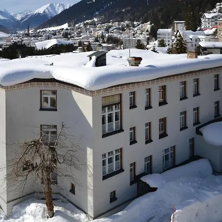 Alpina 2* Davos