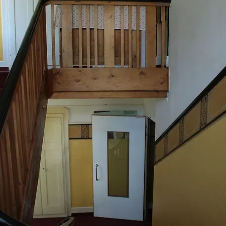 Hotel Alpina 2*